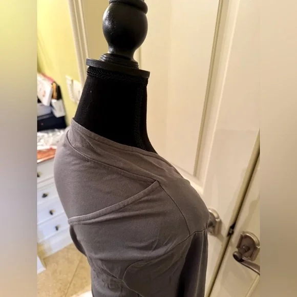 AllSaints Women's Dark Green V-Neck Long Sleeve Pullover Faux Wrap Top Size 4 - Picture 4 of 5